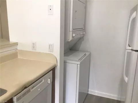 Other - 76 Emeraude Plage Pl #B, Hampton, VA 23666 photo 1 of 5