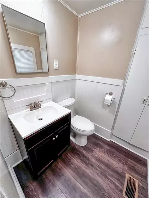 Bath - 29002 Mill Path, Franklin, VA 23851 photo 1 of 3