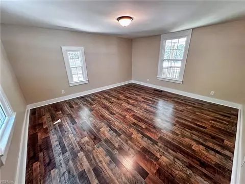 Living - 29002 Mill Path, Franklin, VA 23851 photo 2 of 2
