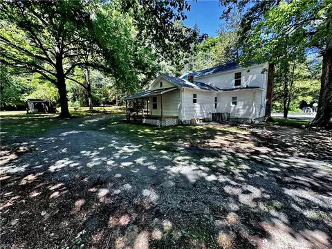 Exterior - 29002 Mill Path, Franklin, VA 23851 photo 9 of 12
