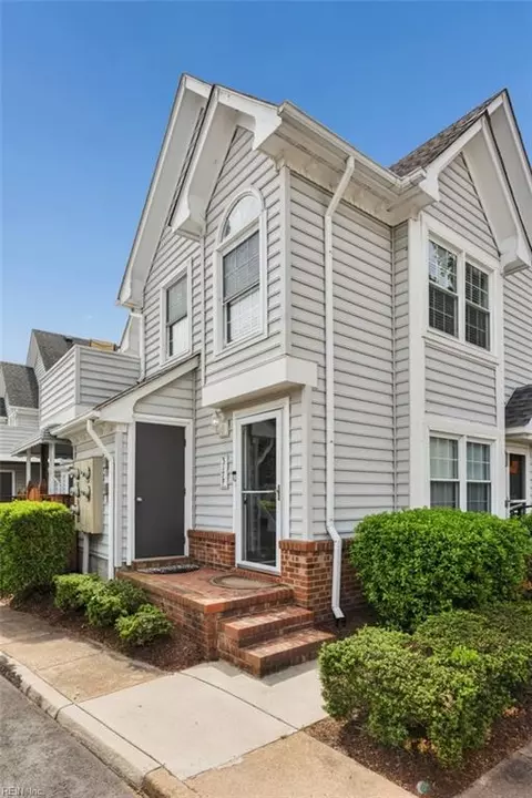 317 Wimbledon Chse Chase #F, Chesapeake, VA 23320