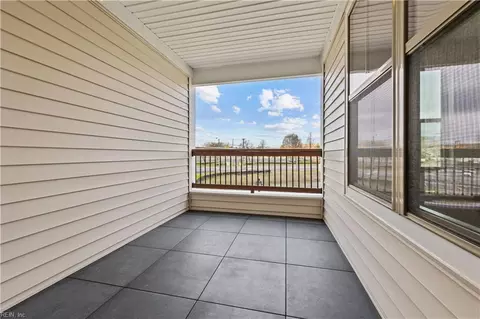 Exterior - 1503 Watermark Way, Hampton, VA 23666 photo 2 of 2