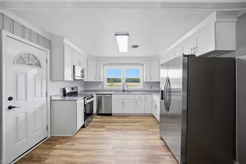 Kitchen - 4733 Manning Rd, Suffolk, VA 23437 photo 1 of 2