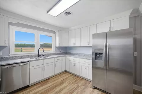 Kitchen - 4733 Manning Rd, Suffolk, VA 23437 photo 2 of 2
