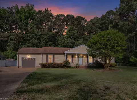 2072 Snug Harbor Dr, Hayes, VA 23072
