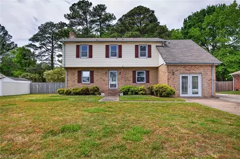 2904 Sir Walter Cres, Chesapeake, VA 23321