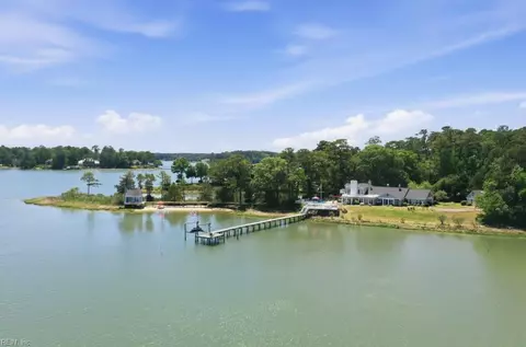 3018 Lynndale Rd, Virginia Beach, VA 23452