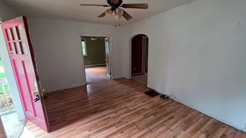 Living - 65 Cavalier Rd, Hampton, VA 23669 photo 1 of 2