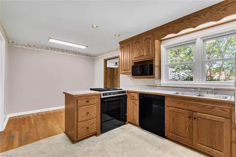 Kitchen - 59 Buffalo Dr, Hampton, VA 23664 photo 3 of 3