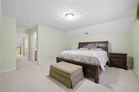 Bedroom - 1717 Briarfield Rd, Hampton, VA 23669 photo 7 of 9