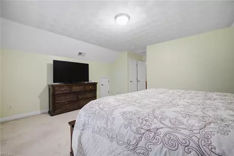 Bedroom - 1717 Briarfield Rd, Hampton, VA 23669 photo 8 of 9