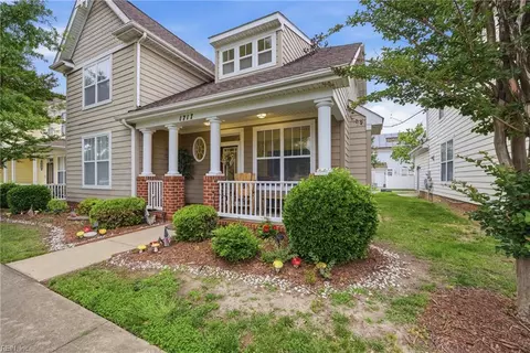 1717 Briarfield Rd, Hampton, VA 23669
