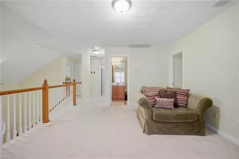 Entry Way - 1717 Briarfield Rd, Hampton, VA 23669 photo 3 of 6
