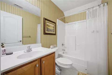 Bath - 1717 Briarfield Rd, Hampton, VA 23669 photo 1 of 2