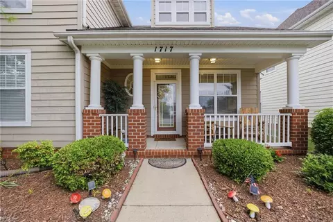 Exterior - 1717 Briarfield Rd, Hampton, VA 23669 photo 3 of 9