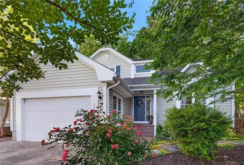 1103 Woodsmans Ct, Chesapeake, VA 23320