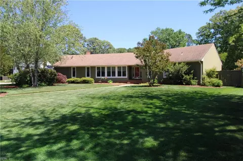 612 Rosaer Ct, Virginia Beach, VA 23464