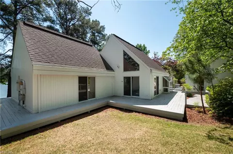 3128 Bray Rd, Virginia Beach, VA 23452