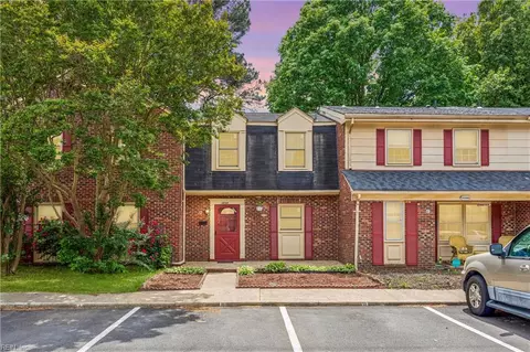 14569 Old Courthouse Way #B, Newport News, VA 23608