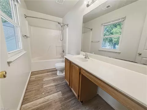 Bath - 2 Northcutt Dr, Hampton, VA 23664 photo 2 of 3