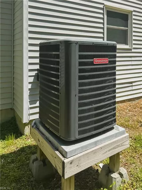 Other - 2 Northcutt Dr, Hampton, VA 23664 photo 6 of 7