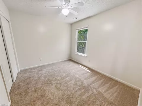 Bedroom - 2 Northcutt Dr, Hampton, VA 23664 photo 3 of 4