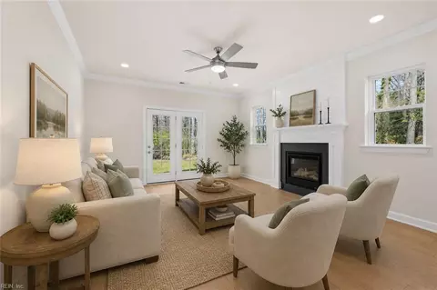 901 12th St, Virginia Beach, VA 23451