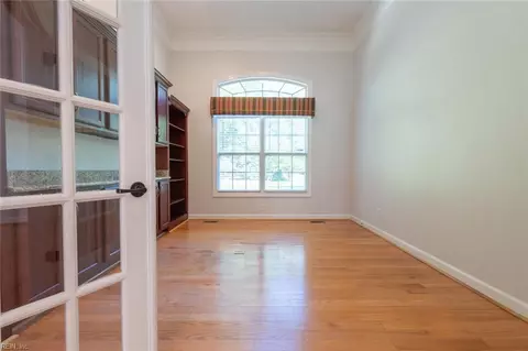 Other - 732 Washington Dr, Chesapeake, VA 23322 photo 4 of 18