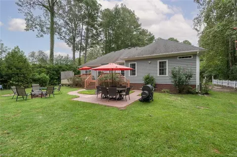 Exterior - 732 Washington Dr, Chesapeake, VA 23322 photo 7 of 7