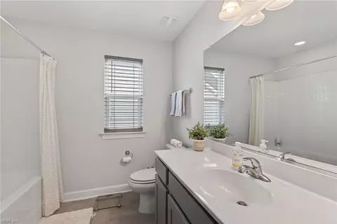 Other - 34 E Berkley Dr, Hampton, VA 23663 photo 5 of 8