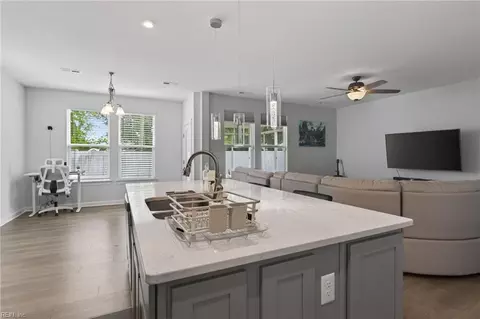 Other - 34 E Berkley Dr, Hampton, VA 23663 photo 2 of 8