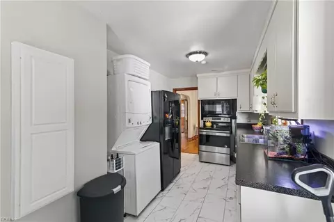 Other - 20 Briar Dr, Hampton, VA 23661 photo 4 of 7