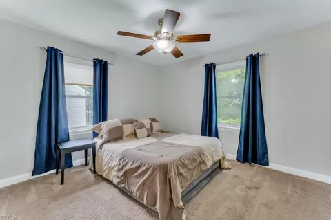 Bedroom - 14 Quinn St, Hampton, VA 23669 photo 1 of 5