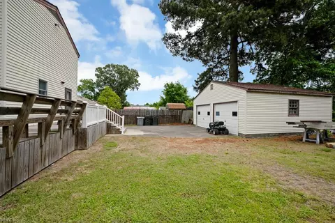 Exterior - 14 Quinn St, Hampton, VA 23669 photo 12 of 12