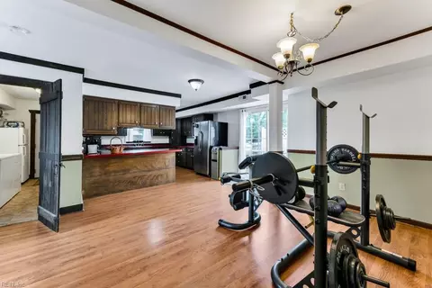 Entry Way - 14 Quinn St, Hampton, VA 23669 photo 2 of 2