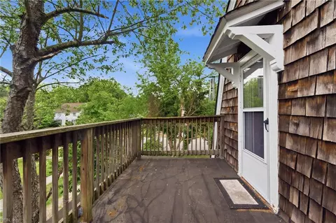 Exterior - 154 Alleghany Rd, Hampton, VA 23661 photo 7 of 16