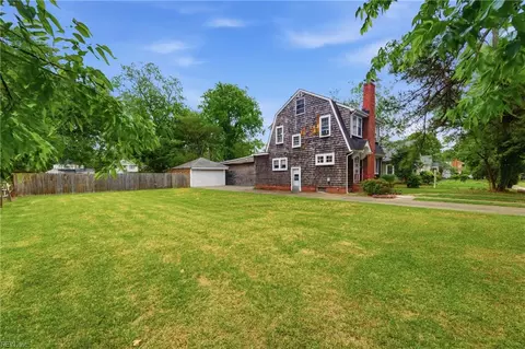 Exterior - 154 Alleghany Rd, Hampton, VA 23661 photo 3 of 16