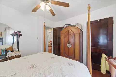 Bedroom - 154 Alleghany Rd, Hampton, VA 23661 photo 4 of 4