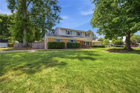 3861 Old Colony Cir, Virginia Beach, VA 23452