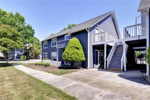 12757 Saint James Pl #F, Newport News, VA 23602