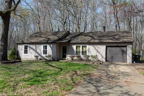 241 Batson Dr, Newport News, VA 23602