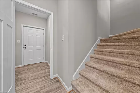 Entry Way - 1509 Watermark Way #1509, Hampton, VA 23666 photo 3 of 4