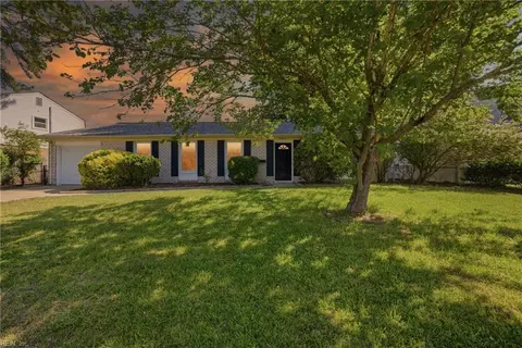 3804 Forest Glen Rd, Virginia Beach, VA 23452