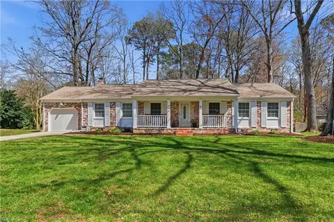 313 Lotz Dr, Yorktown, VA 23692