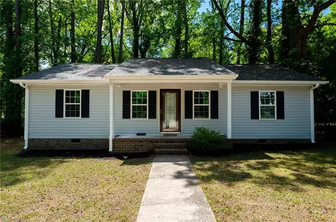 308 Hicksford Ave, Emporia, VA 23847