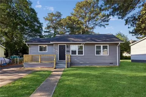743 Bold St, Portsmouth, VA 23701