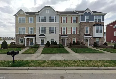 655 Mill Creek Pw Pkwy, Chesapeake, VA 23323