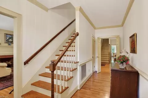 Entry Way - 1103 Pine Valley Dr, Suffolk, VA 23434 photo 1 of 4