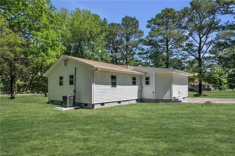 Exterior - 1949 Shipyard Rd, Chesapeake, VA 23323 photo 4 of 6
