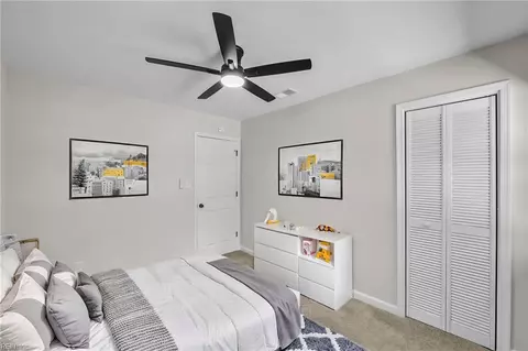 Bedroom - 1949 Shipyard Rd, Chesapeake, VA 23323 photo 6 of 12